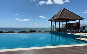 Dolphin View 404